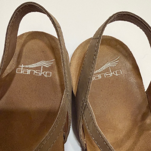 Dansko women’s Rowan sandal - Picture 3 of 8